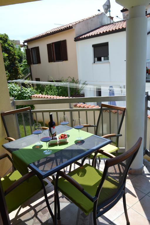 Apartments Villa Alba Porec Exterior photo
